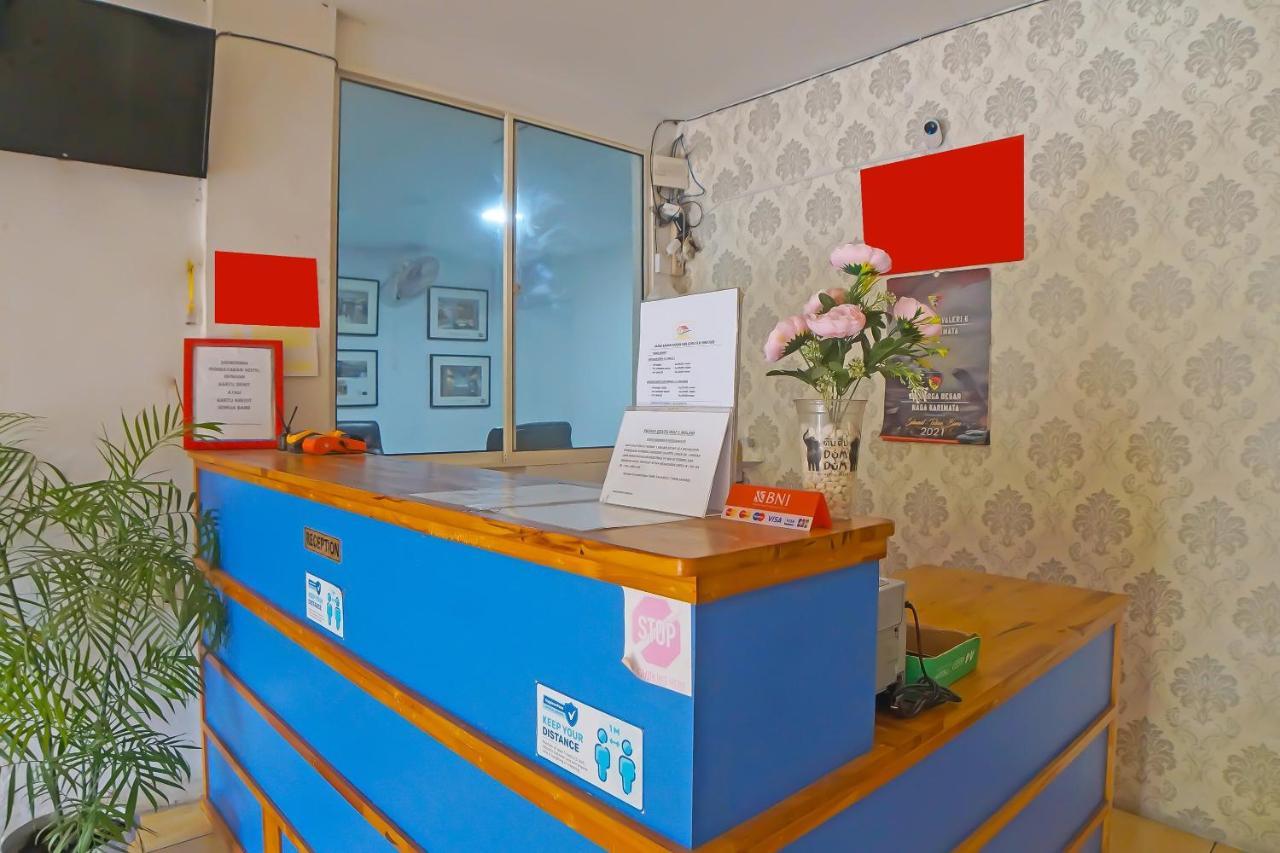Hotel Reddoorz At Jalan Japaris Medan Exterior foto